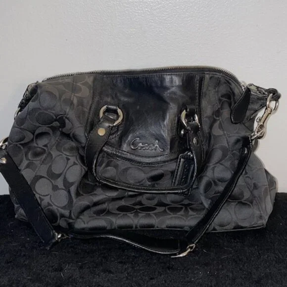 Black Coach Purse - Picture 1 of 8